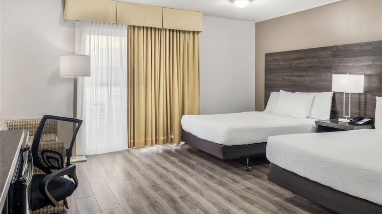 Days Inn London Room