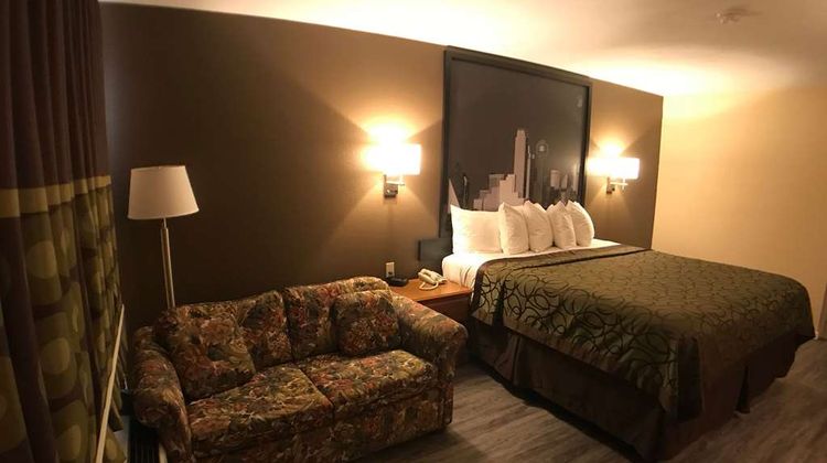 Super 8 by Wyndham Terrell Room