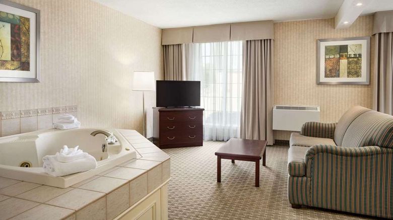 <b>Days Inn Brantford Suite</b>. Images powered by <a href="https://iceportal.shijigroup.com/" title="IcePortal" target="_blank">IcePortal</a>.