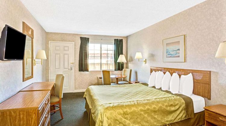 Days Inn Carson City Room