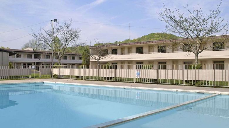 <b>Days Inn Oak Ridge Knoxville Pool</b>. Images powered by <a href="https://iceportal.shijigroup.com/" title="IcePortal" target="_blank">IcePortal</a>.