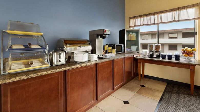 <b>Days Inn Oak Ridge Knoxville Restaurant</b>. Images powered by <a href="https://iceportal.shijigroup.com/" title="IcePortal" target="_blank">IcePortal</a>.