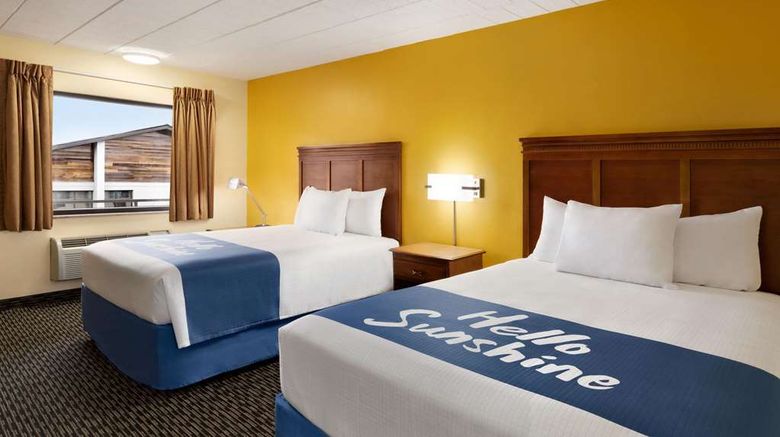 <b>Days Inn Oak Ridge Knoxville Room</b>. Images powered by <a href="https://iceportal.shijigroup.com/" title="IcePortal" target="_blank">IcePortal</a>.