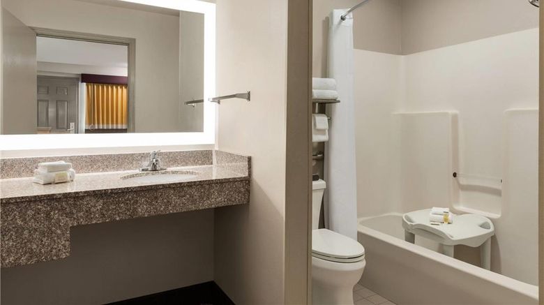 <b>Days Inn Cartersville Room</b>. Images powered by <a href="https://iceportal.shijigroup.com/" title="IcePortal" target="_blank">IcePortal</a>.