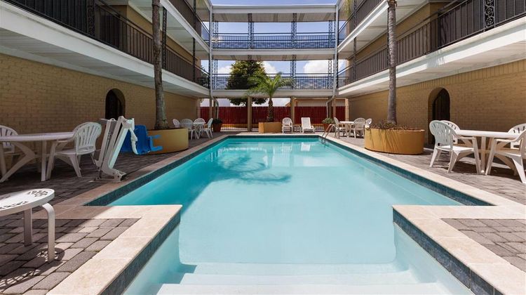 Super 8 New Orleans Pool