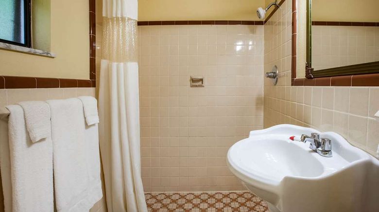 <b>Days Inn by Wyndham Donegal Room</b>. Images powered by <a href="https://iceportal.shijigroup.com/" title="IcePortal" target="_blank">IcePortal</a>.