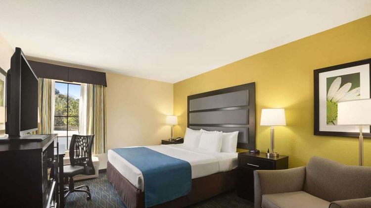 Days Inn & Suites Commerce Room