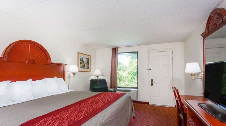 <b>Days Inn Winston Salem North Room</b>. Images powered by <a href="https://iceportal.shijigroup.com/" title="IcePortal" target="_blank">IcePortal</a>.