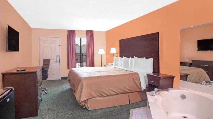 Days Inn Moulton Suite