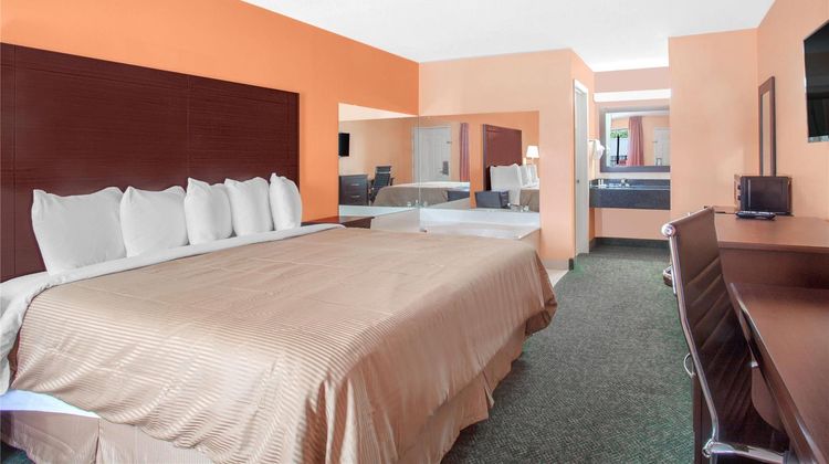 Days Inn Moulton Suite