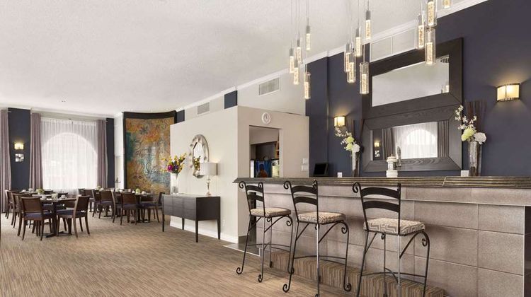Days Inn & Conf Ctr Montreal Arpt Restaurant