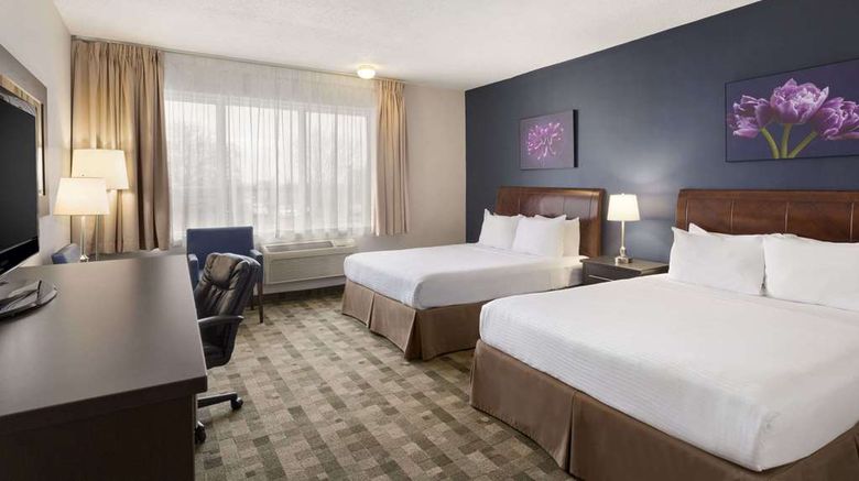 <b>Days Inn & Conf Ctr Montreal Arpt Room</b>. Images powered by <a href="https://iceportal.shijigroup.com/" title="IcePortal" target="_blank">IcePortal</a>.