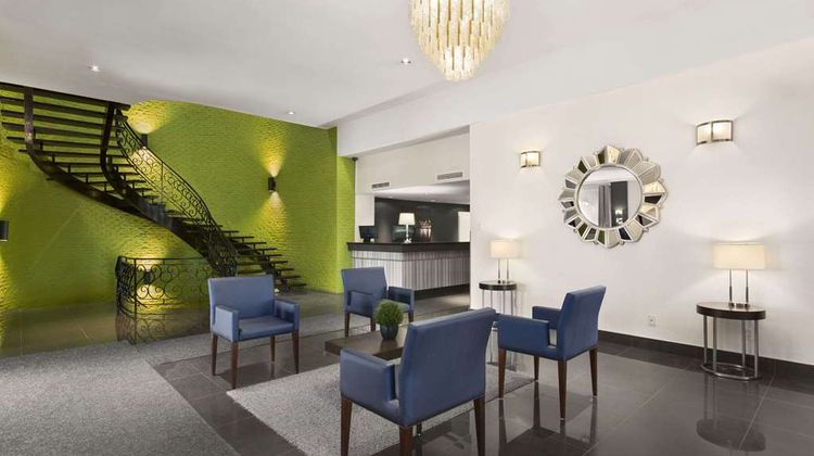 Days Inn & Conf Ctr Montreal Arpt Lobby