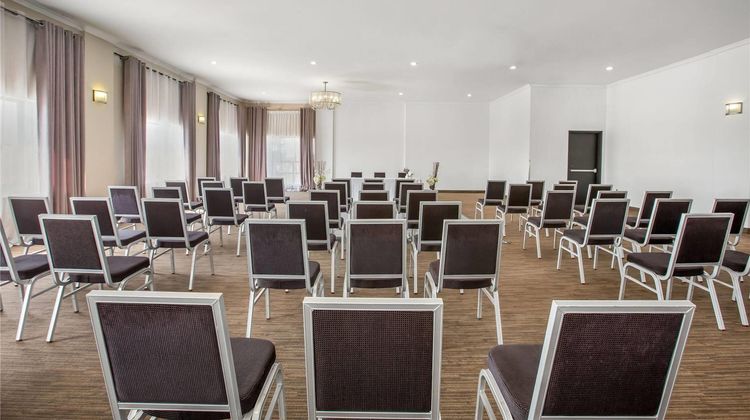 Days Inn & Conf Ctr Montreal Arpt Meeting
