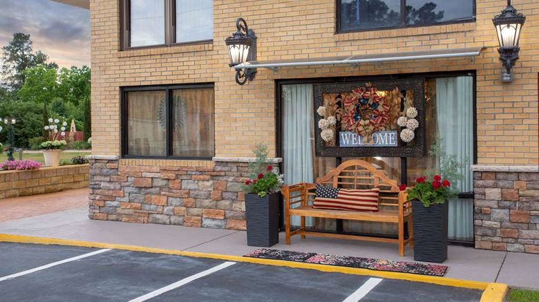 <b>Days Inn Lake City Exterior</b>. Images powered by <a href="https://iceportal.shijigroup.com/" title="IcePortal" target="_blank">IcePortal</a>.