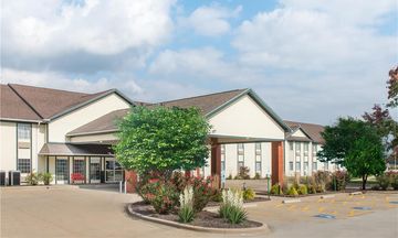 Ramada Springfield North