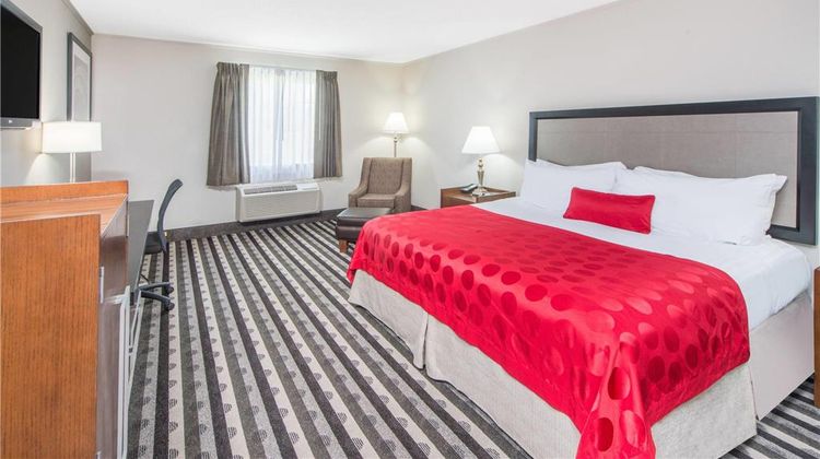 Ramada Springfield North Room