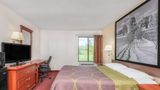 Super 8 Vincennes Room