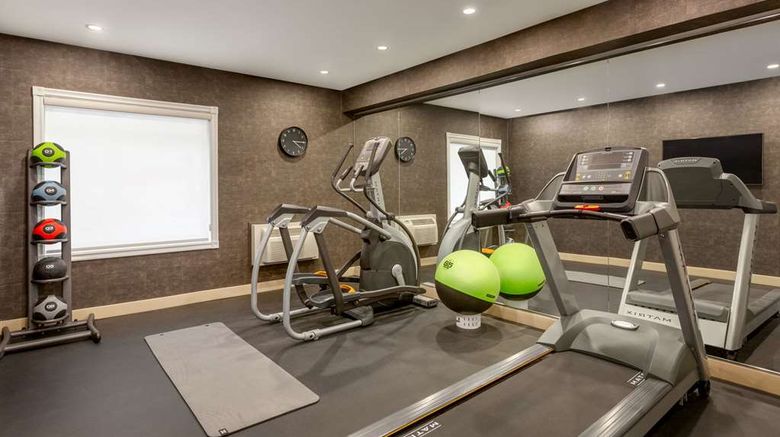 <b>Days Inn Toronto West Mississauga Health</b>. Images powered by <a href="https://iceportal.shijigroup.com/" title="IcePortal" target="_blank">IcePortal</a>.