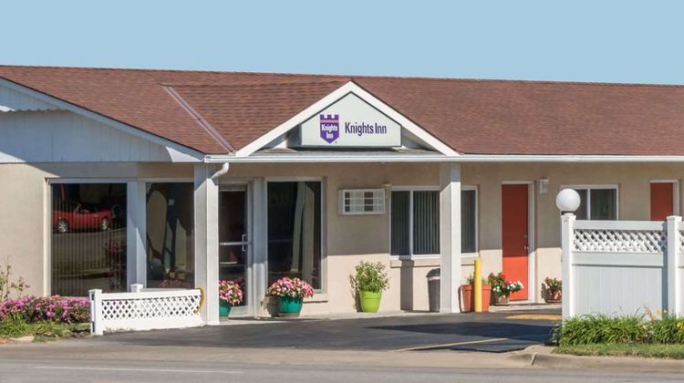 Knights Inn Ottawa Exterior