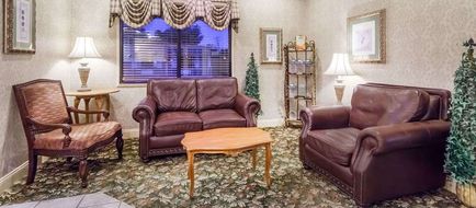Days Inn Dover Downtown Lobby