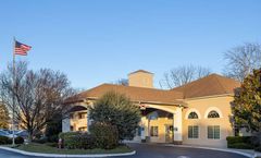 Days Inn & Suites Cherry Hill