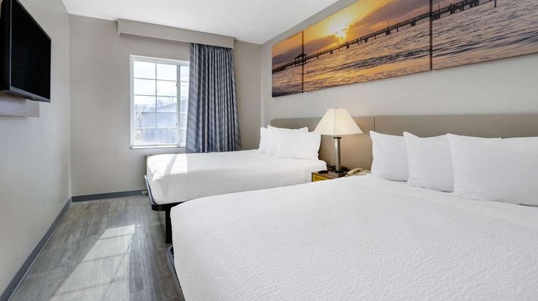 <b>Days Inn & Suites Cherry Hill Room</b>. Images powered by <a href="https://iceportal.shijigroup.com/" title="IcePortal" target="_blank">IcePortal</a>.