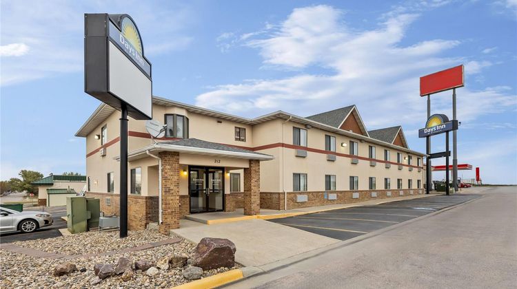Days Inn Wall Exterior