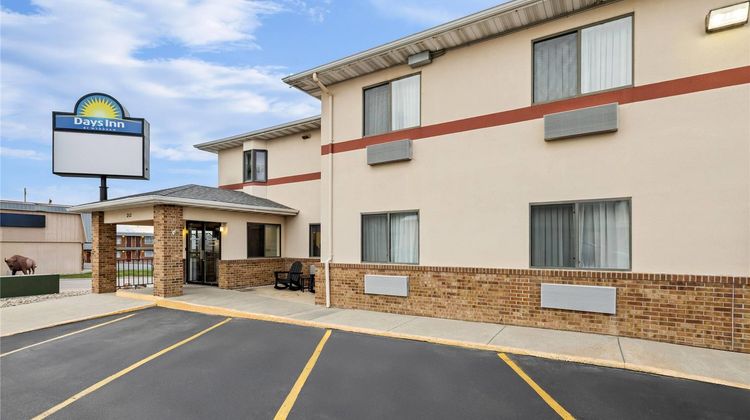 Days Inn Wall Exterior