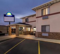 Days Inn Wall Exterior
