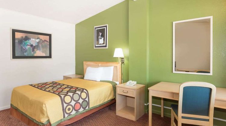 Knights Inn Statesboro Room