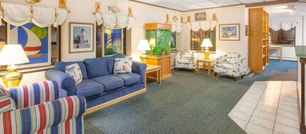 Days Inn Alpena Lobby