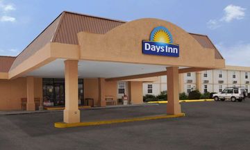 Days Inn by Wyndham Conneaut