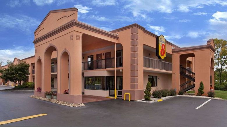 <b>Super 8 Knoxville/West Exterior</b>. Images powered by <a href="https://iceportal.shijigroup.com/" title="IcePortal" target="_blank">IcePortal</a>.