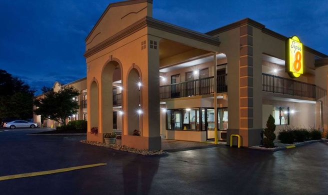 Super 8 Knoxville/West Exterior