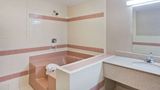 Super 8 Knoxville/West Suite