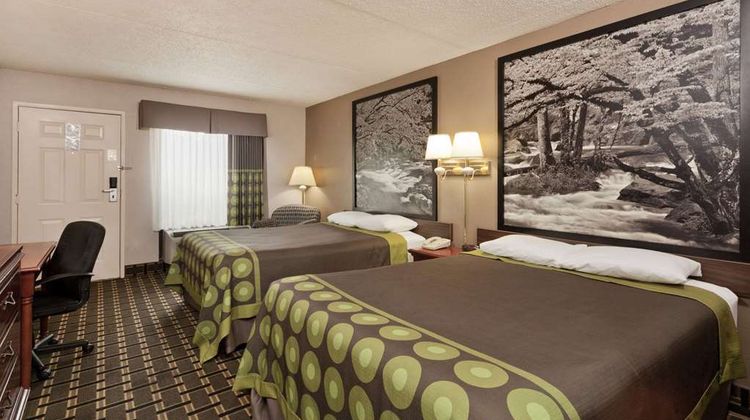 Super 8 Knoxville/West Room