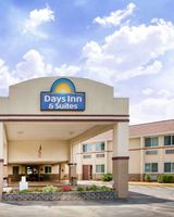 Days Inn & Suites Bridgeport