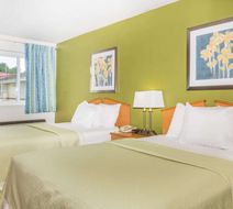 Days Inn & Suites Bridgeport Room
