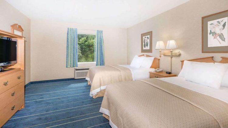 Days Inn & Suites Bridgeport Room