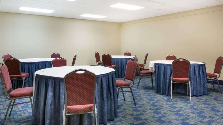 Days Inn & Suites Bridgeport Meeting