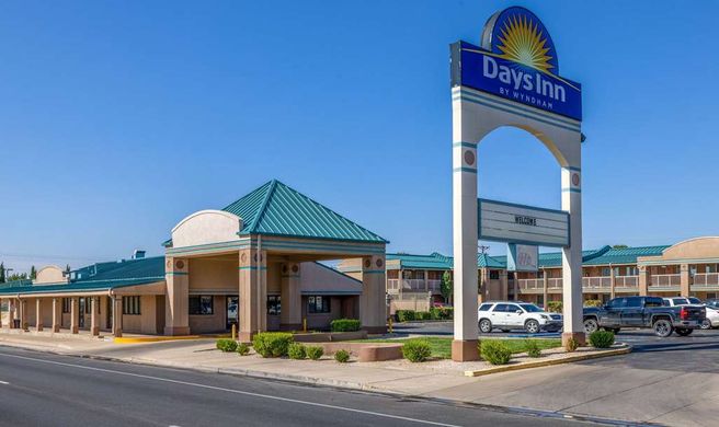 Days Inn Roswell Exterior