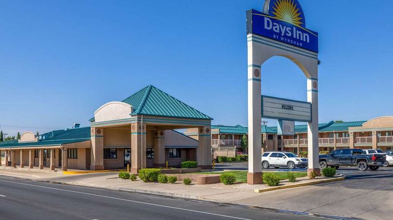 <b>Days Inn Roswell Exterior</b>. Images powered by <a href="https://iceportal.shijigroup.com/" title="IcePortal" target="_blank">IcePortal</a>.
