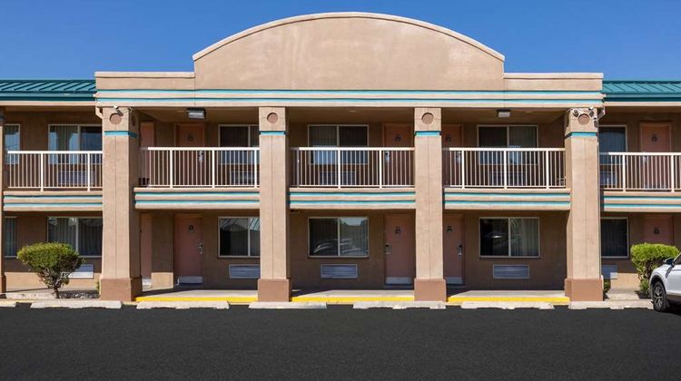 Days Inn Roswell Exterior
