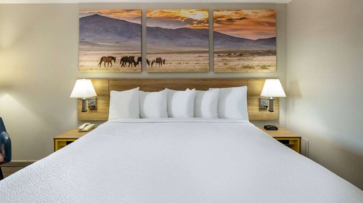 Days Inn Roswell Room
