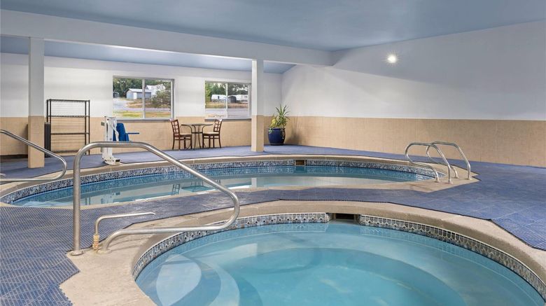 <b>Days Inn Las Vegas Pool</b>. Images powered by <a href="https://iceportal.shijigroup.com/" title="IcePortal" target="_blank">IcePortal</a>.