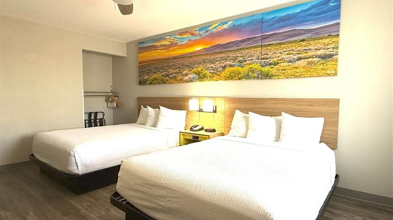 <b>Days Inn Yuma Room</b>. Images powered by <a href="https://iceportal.shijigroup.com/" title="IcePortal" target="_blank">IcePortal</a>.