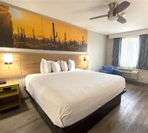 Days Inn Yuma Room
