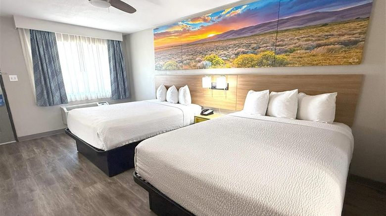 <b>Days Inn Yuma Room</b>. Images powered by <a href="https://iceportal.shijigroup.com/" title="IcePortal" target="_blank">IcePortal</a>.