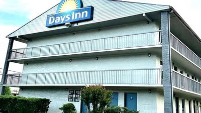 Days Inn Charlotte Northlake